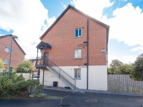 Belfast Budget Maldon Court 11