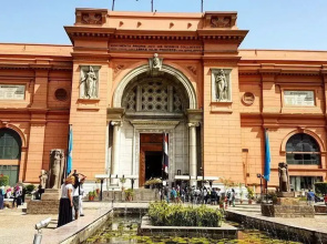Golden Season Hotel
