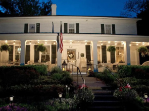 Wagener Estate Bed & Breakfast