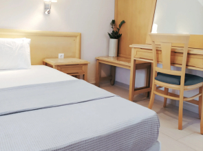 Alykes Family Resort