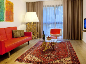 The Diaghilev - Live Art Boutique Hotel