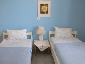 Stunning Home in Aghios Dimitris m With 2 Bedrooms