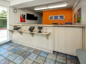 Motel 6 Los Angeles - Van Nuys North Hills