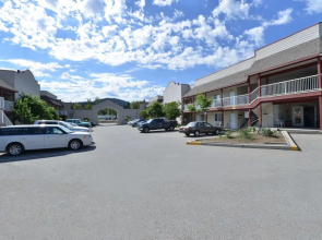 Canadas Best Value Inn & Suites Princeton