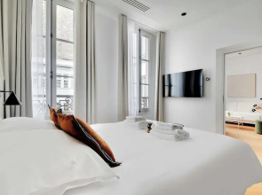 Modern Apartment - 1br/4p - Madeleine