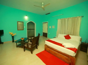 Aruvi resort Munnar