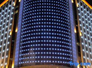 Long Fei Sheng Shi International Hotel