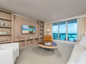 Luxurious Private Residences at 1 Hotel & Homes by LRMB