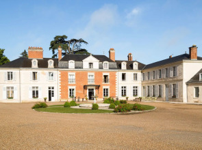 Hôtel & Spa du Domaine des Thômeaux, The Originals Relais