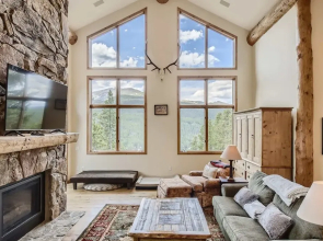 Secluded Mtn House w/ Scenic Views - Pet Friendly