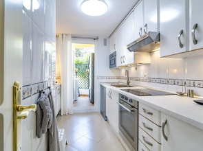 SAA2- comfortable apartment Puerto banus