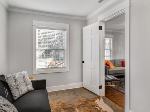 2 bedroom, Georgia Avenue