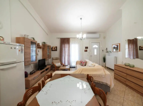 Porto Ofrynio Central Deluxe Golden Apartment