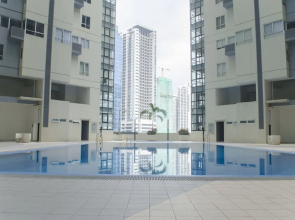 Decorated Duplex Apartment @ BGC