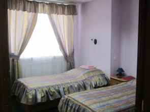 Малахит (бывш. Гостиница при комбинате Свеза)