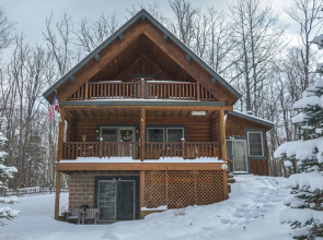 Grin Inn Bear It Holiday Home