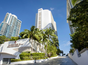 DoubleTree Resort & Spa by Hilton Ocean Point-N. Miami Beach