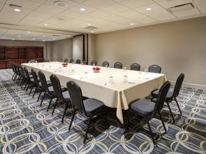 Hilton Chicago O'Hare Airport