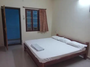 Sakthi Guest House & Residency