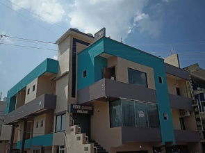 Shree Radhe Palace