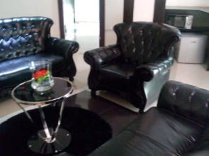 Ham Suites