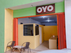 OYO 1293 Dei Residence Arjosari