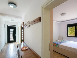 Villa latina 2