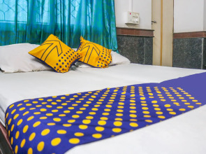 SPOT ON 66572 Hotel Gaurav