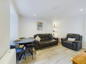 Brand New Town Centre Apartment