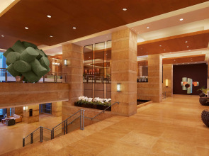Grand Hyatt Mumbai Hotel and Serviced Apartments