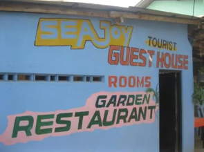Sea Joy guesthouse and restaurant
