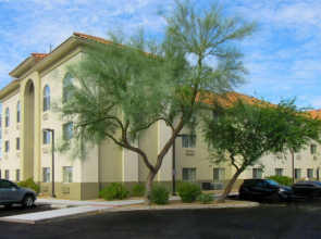 Comfort Inn & Suites Phoenix North / Deer Valley