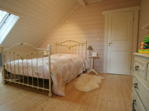 Countryside Chalet in Bomal sur Ourthe With Sauna, Balcony