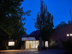 Seehotel am Tankumsee