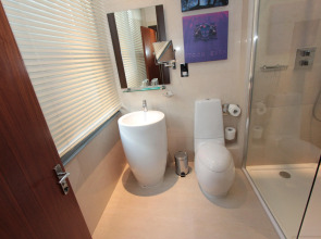 Hotel Indigo London Tower Hill by IHG