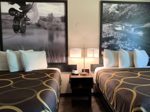 Super 8 by Wyndham Greeley