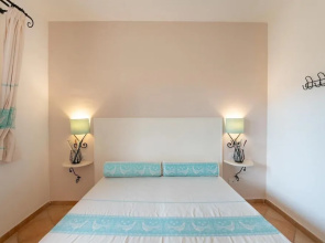 Relaxing Residence Baia dei Mirti B4-1 Bedroom Apartment Sleeps 4 Persons