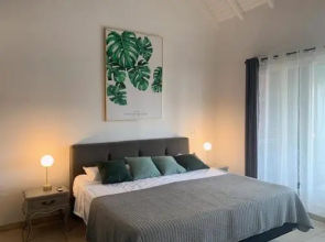 Beautiful Duplex of 160 m2 and 4 bed-rooms on Orient Beach