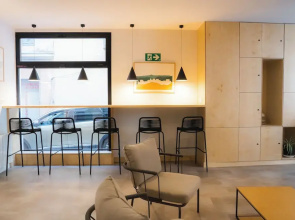 Urban Cube Hostel Granada