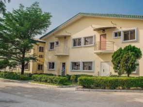 Maxx Apartments