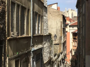 Lyon Historic Town Apartment