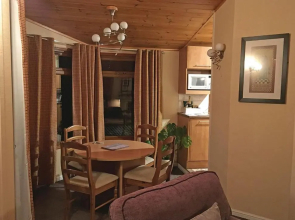 Hollybrook Lodges