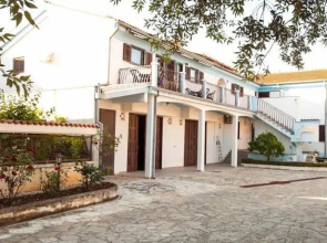 Apartments Villa Delfin