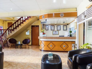 Oyo 375 Hotel Bougenville