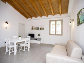 Two-room Loft 2/4 Dimora Mascagni in green building in Portoferraio-BILO 2/5 MASCAGNI DX