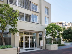 Escape to Exquisite Ellesmere 401