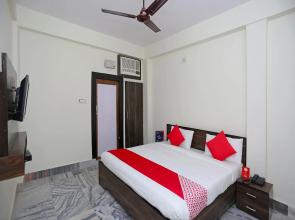 OYO Flagship 18363 New Shanti Hotel