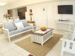 Point Village Accommodation - Stephen