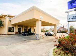 Cypress Inn & Suites Washington by OYO