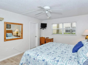 LaPlaya 109A Enjoy the balmy Gulf breezes in this corner end unit right on the beach